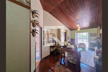 Sala de casa à venda com 3 quartos, 200m² em Chacara do Encosto, São Paulo