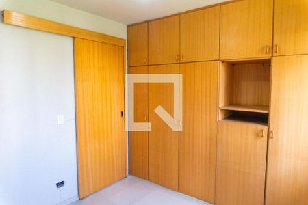 Quarto 2 de apartamento para alugar com 2 quartos, 70m² em Vila Mascote, São Paulo