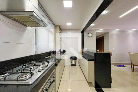 Apartamento para alugar com 4 quartos, 200m² em Santa Efigênia, Belo Horizonte