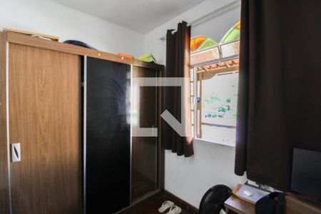 Casa 1 - Quarto 2 de casa à venda com 6 quartos, 360m² em Letícia, Belo Horizonte