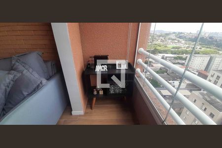 Apartamento à venda com 2 quartos, 49m² em Quitaúna, Osasco