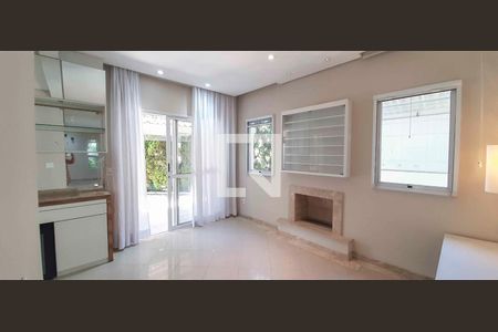 Sala de TV de casa de condomínio à venda com 4 quartos, 180m² em Parque dos Principes, São Paulo