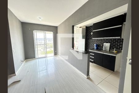 Sala de apartamento para alugar com 2 quartos, 50m² em Del Castilho, Rio de Janeiro