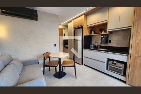 Estúdio - mesa de kitnet/studio para alugar com 1 quarto, 25m² em Vitória, Salvador