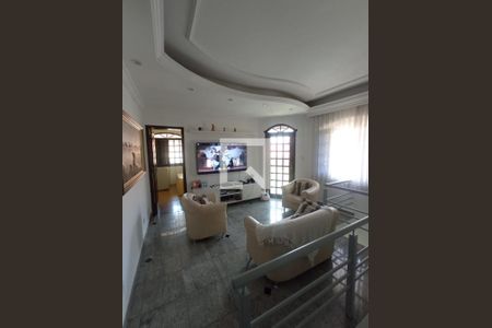 Kitnet/Studio para alugar com 4 quartos, 360m² em Fonte Grande, Contagem