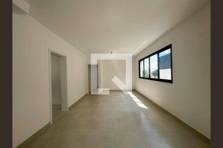 Apartamento à venda com 3 quartos, 173m² em Sagrada Família, Belo Horizonte