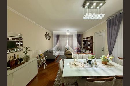 Sala  de casa para alugar com 4 quartos, 187m² em Chácara Monte Alegre, São Paulo