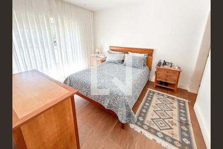 Casa à venda com 4 quartos, 393m² em Barra da Tijuca, Rio de Janeiro