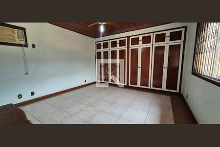 Casa à venda com 5 quartos, 600m² em Recreio dos Bandeirantes, Rio de Janeiro