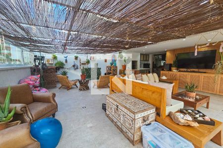 Apartamento para alugar com 3 quartos, 300m² em Barra Funda, Guarujá