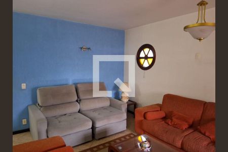 Casa à venda com 4 quartos, 284m² em Piratininga, Niterói