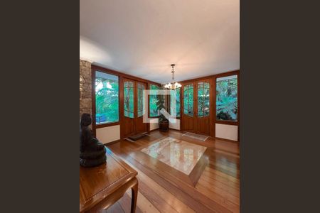 Casa à venda com 4 quartos, 705m² em Alphaville, Santana de Parnaíba