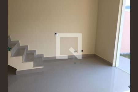 Casa à venda com 3 quartos, 200m² em Vargem Pequena, Rio de Janeiro