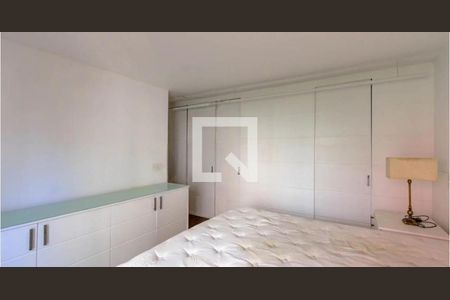 Apartamento à venda com 3 quartos, 127m² em Jardim Europa, São Paulo