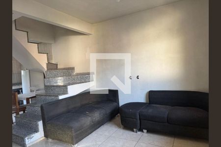 Sala de casa para alugar com 2 quartos, 80m² em Santa Cruz, Rio de Janeiro