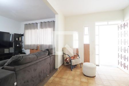 Sala 1 de casa para alugar com 4 quartos, 233m² em Cidade Jardim, Uberlândia