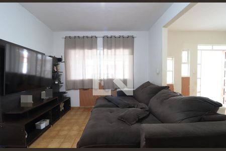 Sala 2 de casa para alugar com 4 quartos, 233m² em Cidade Jardim, Uberlândia