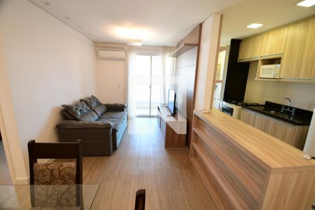 Sala de apartamento para alugar com 2 quartos, 62m² em Vila Itapura, Campinas