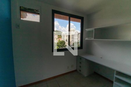 Quarto  de apartamento à venda com 3 quartos, 175m² em Pé Pequeno, Niterói