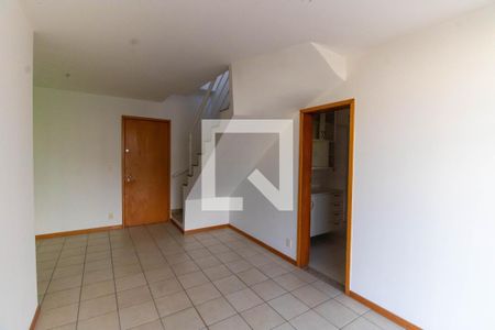 Sala de apartamento à venda com 3 quartos, 175m² em Pé Pequeno, Niterói