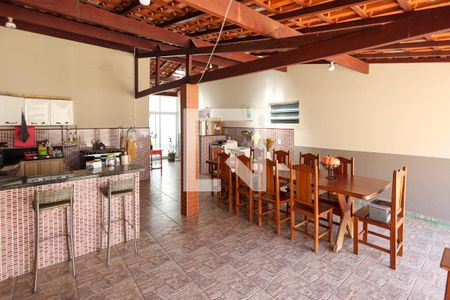 Casa para alugar com 3 quartos, 217m² em Jardim Nova Indaia, Indaiatuba