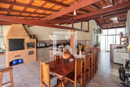 Casa para alugar com 3 quartos, 217m² em Jardim Nova Indaia, Indaiatuba