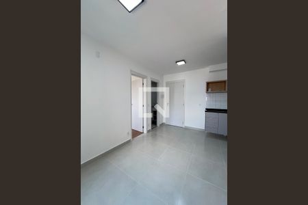 Sala/Cozinha de apartamento para alugar com 2 quartos, 34m² em Vila da Saúde, São Paulo