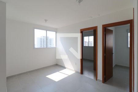 Sala de apartamento para alugar com 2 quartos, 38m² em Vila Palmares, São Caetano do Sul