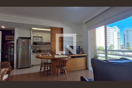 Sala de apartamento para alugar com 1 quarto, 50m² em Cambuí, Campinas