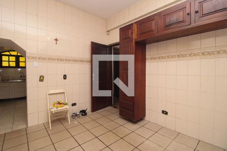 Copa  de casa para alugar com 6 quartos, 260m² em Jardim Beatriz, Taboão da Serra