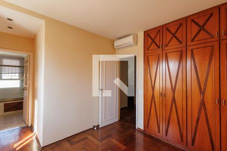 Suíte de apartamento para alugar com 4 quartos, 115m² em Centro, Taubaté