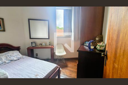 Quarto de apartamento à venda com 3 quartos, 136m² em Palmares, Belo Horizonte