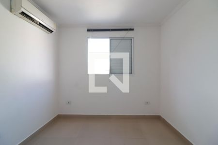 Quarto 1 de casa para alugar com 2 quartos, 60m² em Jardim Gonzaga, São Paulo