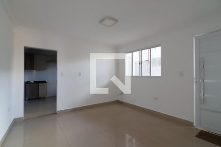 Sala de casa para alugar com 2 quartos, 60m² em Jardim Gonzaga, São Paulo