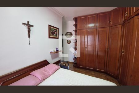 Quarto de casa à venda com 3 quartos, 180m² em Jardim Alzira, São Paulo