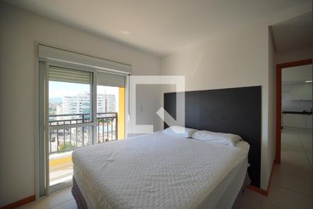 Suite de apartamento para alugar com 2 quartos, 66m² em Barreiros, São José