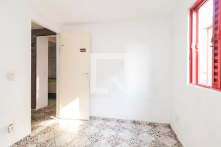 Quarto 1 de apartamento para alugar com 2 quartos, 42m² em Jardim Marilu, São Paulo