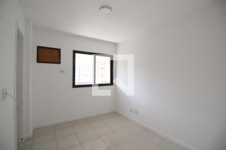 Quarto 1 de apartamento para alugar com 3 quartos, 84m² em Taquara, Rio de Janeiro