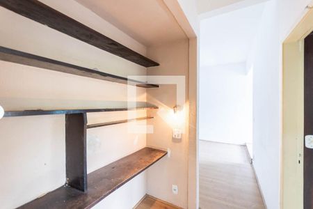 Corredor de apartamento à venda com 2 quartos, 70m² em Vila Isabel, Rio de Janeiro