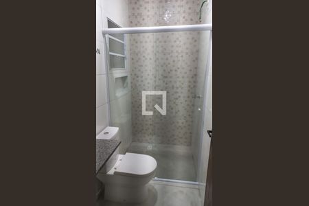 Banheiro de casa para alugar com 1 quarto, 50m² em Chácara do Solar II (Fazendinha), Santana de Parnaíba