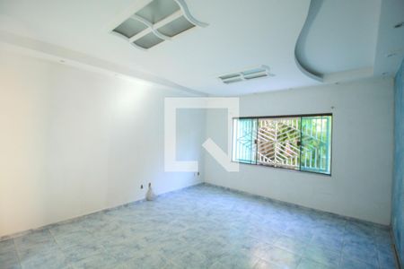 Casa para alugar com 4 quartos, 300m² em Vila Regente Feijó, São Paulo
