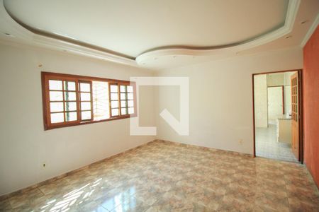 Casa para alugar com 4 quartos, 300m² em Vila Regente Feijó, São Paulo