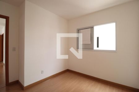 Quarto 1 de apartamento para alugar com 2 quartos, 51m² em Pampulha, Uberlândia