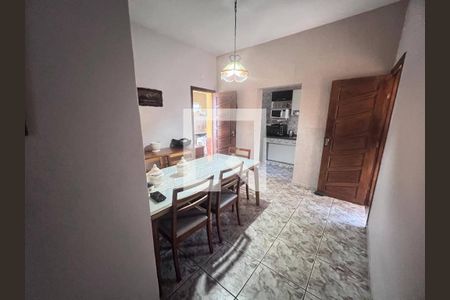 Casa à venda com 3 quartos, 178m² em Renascença, Belo Horizonte