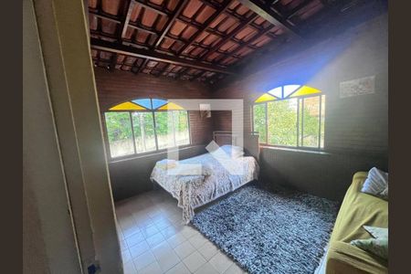 Casa à venda com 3 quartos, 178m² em Renascença, Belo Horizonte