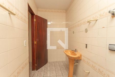 Banheiro  de casa para alugar com 1 quarto, 90m² em Taboão, Diadema