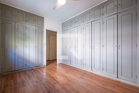 Suíte de casa para alugar com 3 quartos, 300m² em Pinheiros, São Paulo