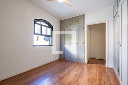 Suíte de casa para alugar com 3 quartos, 300m² em Pinheiros, São Paulo