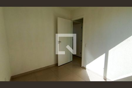 Quarto de apartamento para alugar com 2 quartos, 45m² em Cavalhada, Porto Alegre