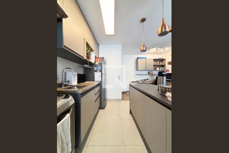 Sala/Cozinha de apartamento à venda com 2 quartos, 64m² em Indianópolis, São Paulo